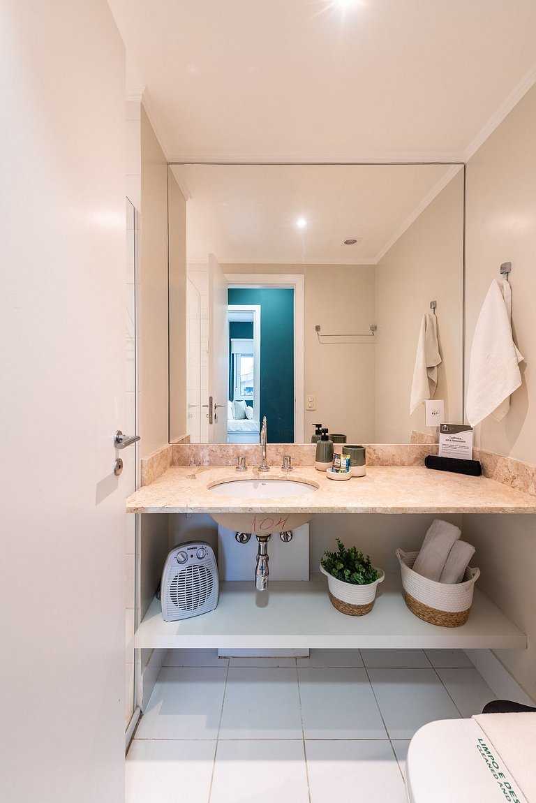 A5/104-Apto Einstein para 6 pessoas com cama King