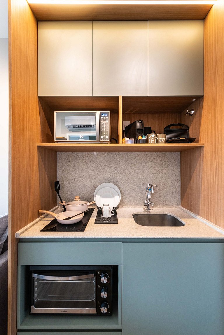 VB/612-2 min Faria Lima+Quarto pvt+A/C+Lava&Seca