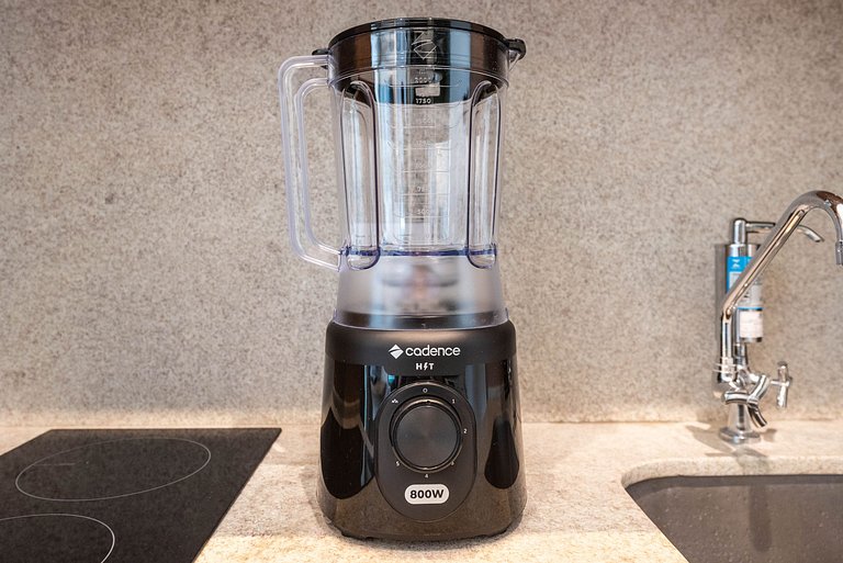 VB/612-2 min Faria Lima+Quarto pvt+A/C+Lava&Seca