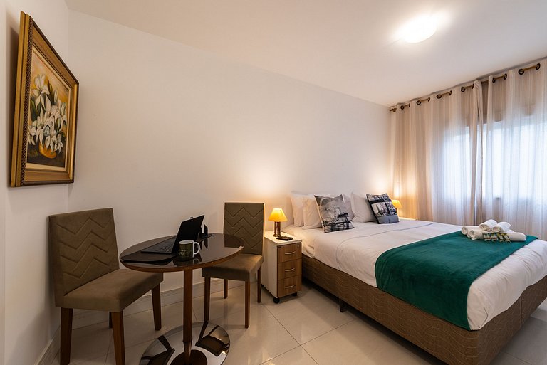 M1/103-Apto Einstein para 6 pessoas com cama King