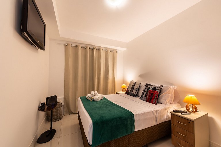 M1/103-Apto Einstein para 6 pessoas com cama King