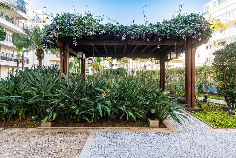 M1/103-Apto Einstein para 6 pessoas com cama King