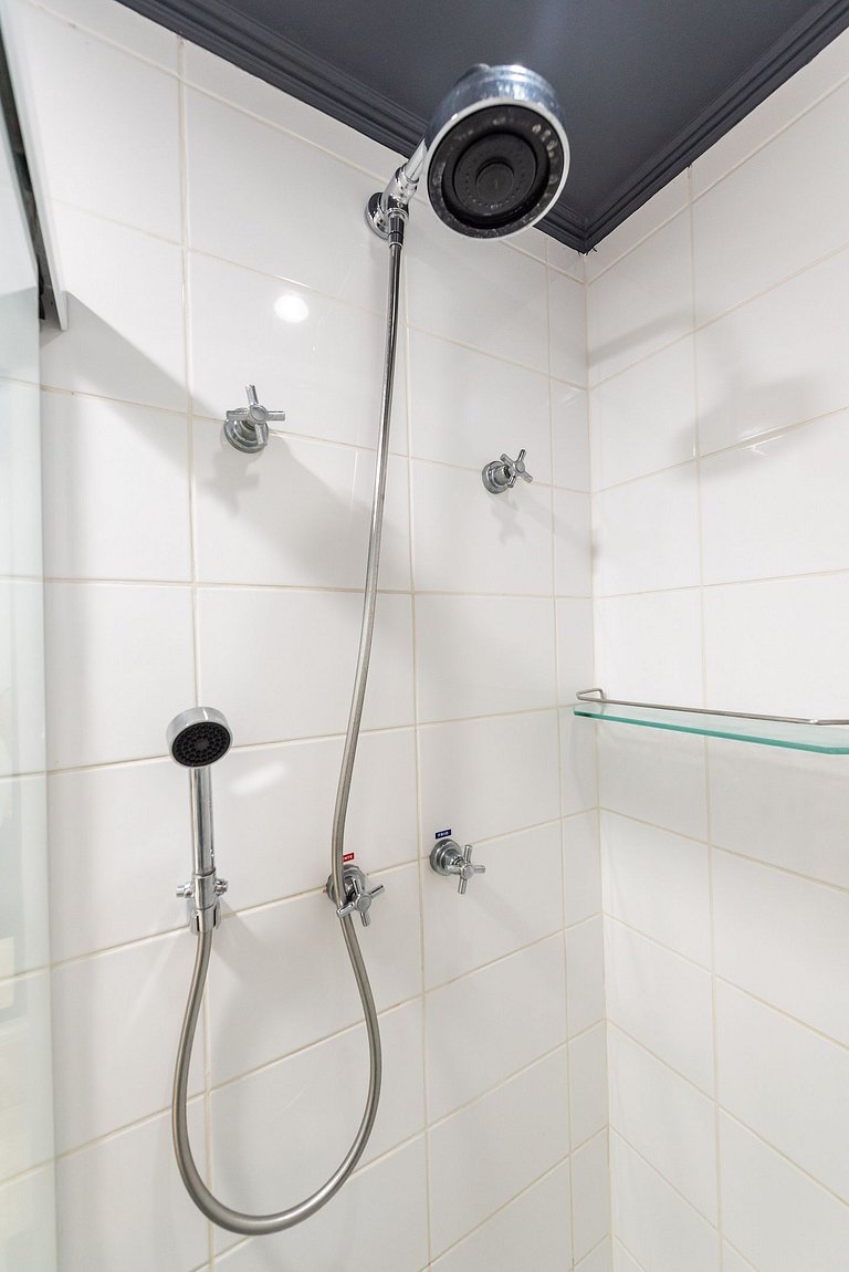 A6/107-Apto MorumBIS e Hosp Einsten com Piscina