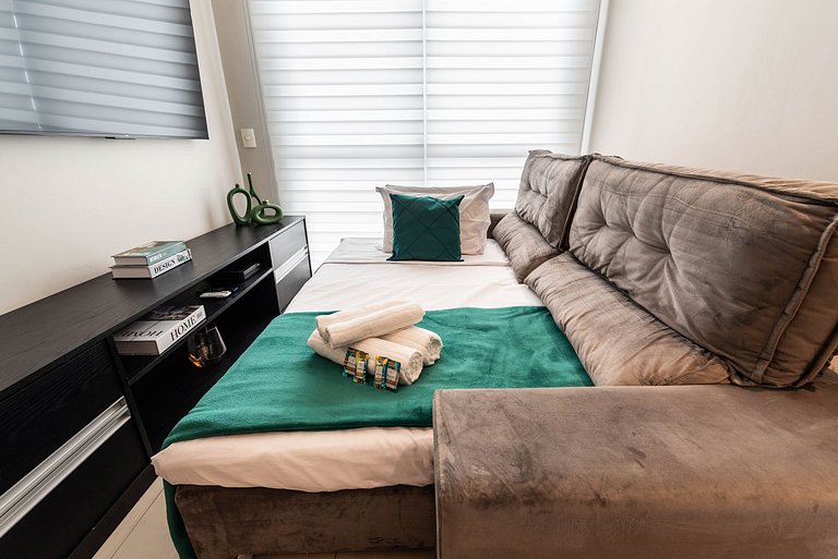 TA/2101-Faria Lima com 2Q, Piscina, 1 Vaga, AC