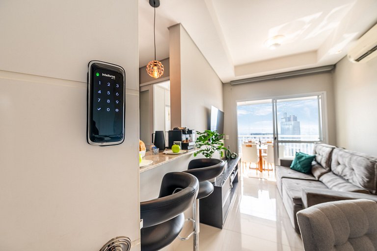 TA/2101-Faria Lima com 2Q, Piscina, 1 Vaga, AC