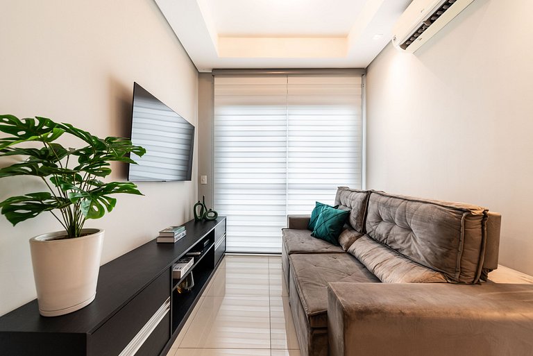 TA/2101-Faria Lima com 2Q, Piscina, 1 Vaga, AC