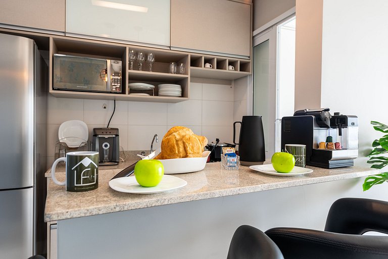 TA/2101-Faria Lima com 2Q, Piscina, 1 Vaga, AC