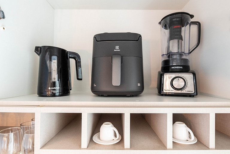 TA/2101-Faria Lima com 2Q, Piscina, 1 Vaga, AC