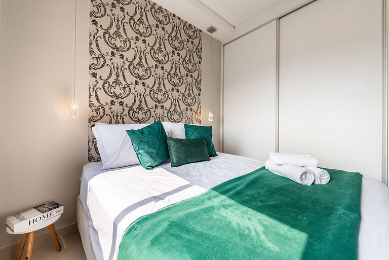 TA/2101-Faria Lima com 2Q, Piscina, 1 Vaga, AC