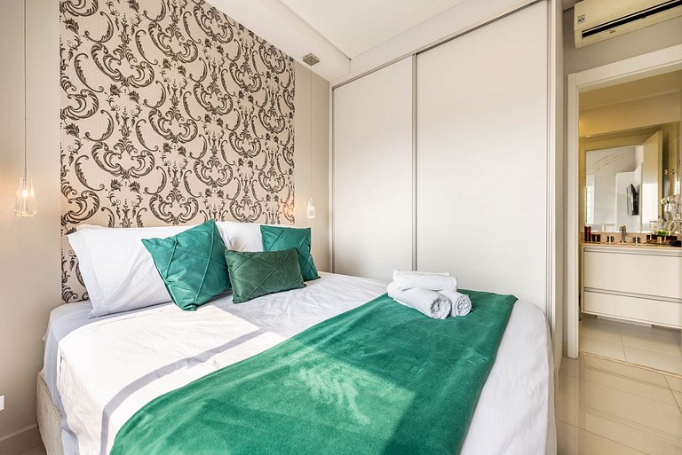 TA/2101-Faria Lima com 2Q, Piscina, 1 Vaga, AC