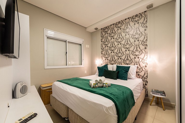 TA/2101-Faria Lima com 2Q, Piscina, 1 Vaga, AC