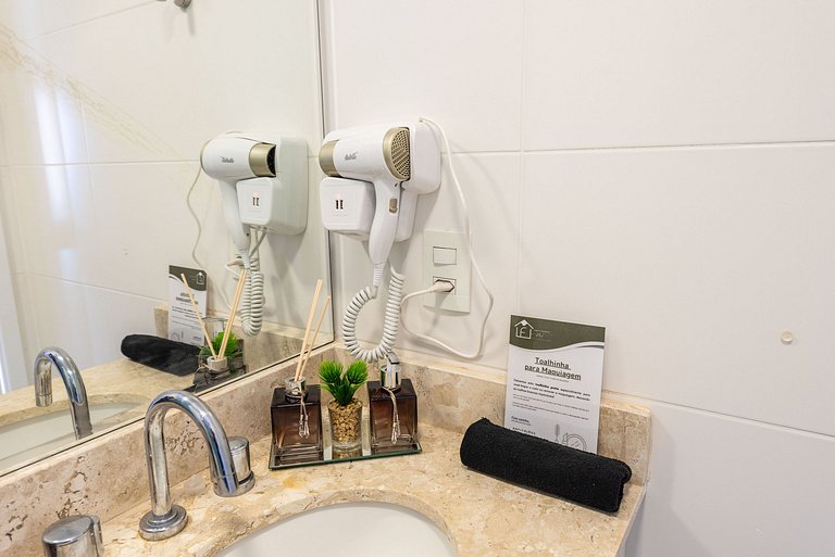 TA/2101-Faria Lima com 2Q, Piscina, 1 Vaga, AC