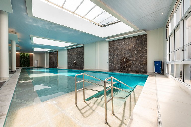 TA/2101-Faria Lima com 2Q, Piscina, 1 Vaga, AC