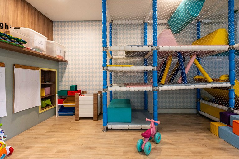 TA/2101-Faria Lima com 2Q, Piscina, 1 Vaga, AC