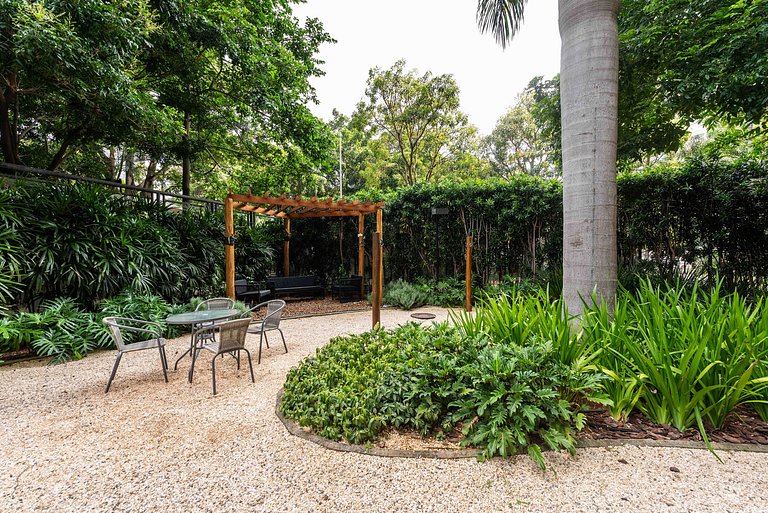 TA/2101-Faria Lima com 2Q, Piscina, 1 Vaga, AC