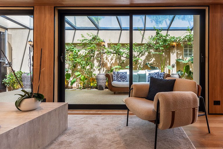 CG/144-Mansão Luxo c/ Piscina e Spa Jd Guedala