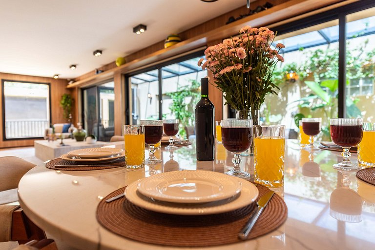 CG/144-Mansão Luxo c/ Piscina e Spa Jd Guedala