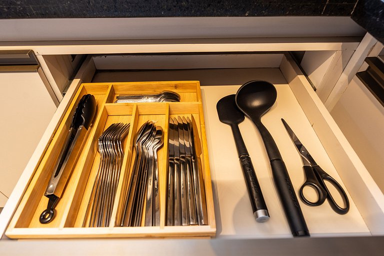 CG/144-Mansão Luxo c/ Piscina e Spa Jd Guedala