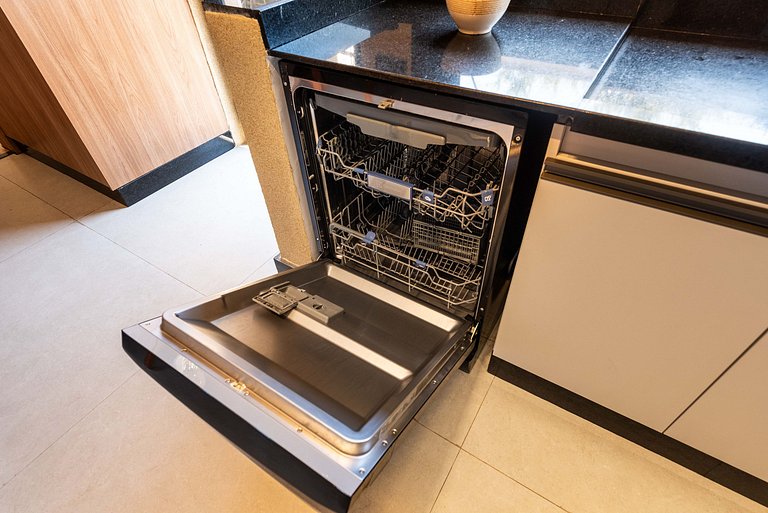 CG/144-Mansão Luxo c/ Piscina e Spa Jd Guedala