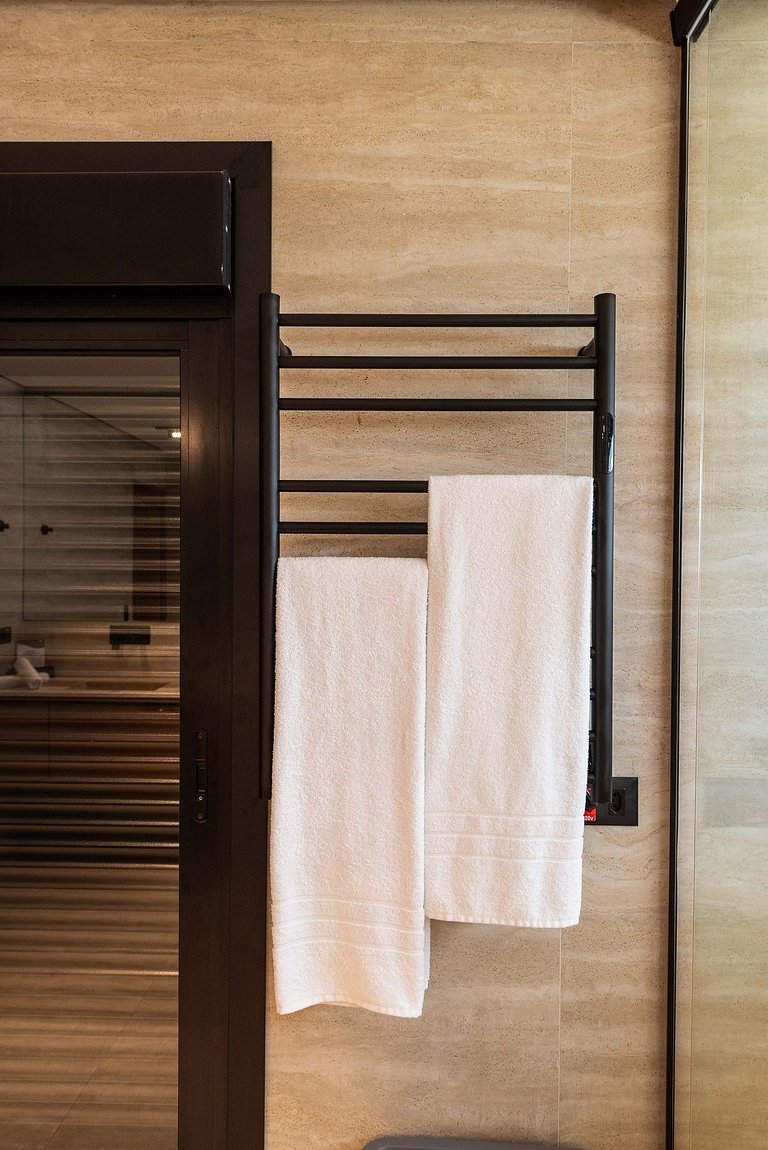 CG/144-Mansão Luxo c/ Piscina e Spa Jd Guedala