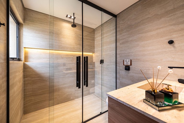 CG/144-Mansão Luxo c/ Piscina e Spa Jd Guedala