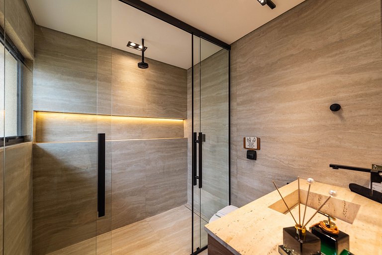 CG/144-Mansão Luxo c/ Piscina e Spa Jd Guedala