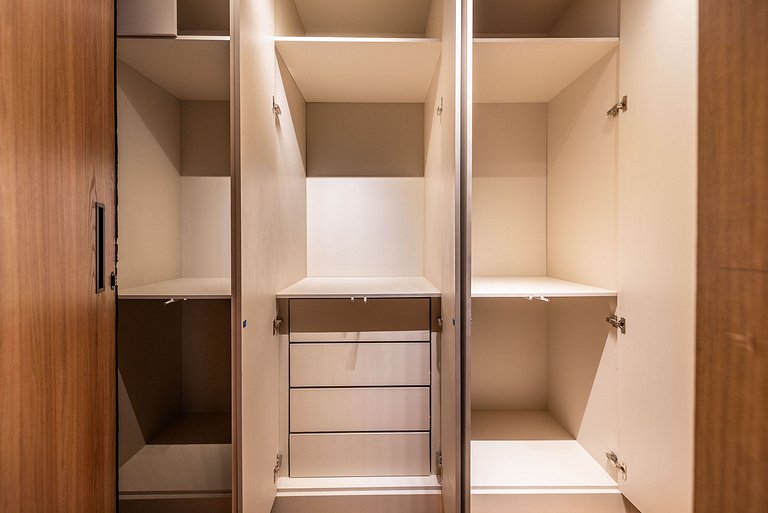 CG/144-Mansão Luxo c/ Piscina e Spa Jd Guedala