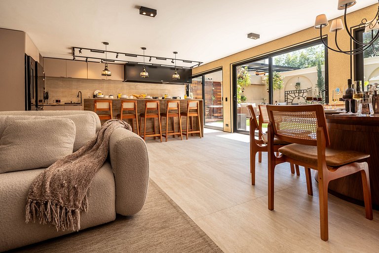 CG/144-Mansão Luxo c/ Piscina e Spa Jd Guedala