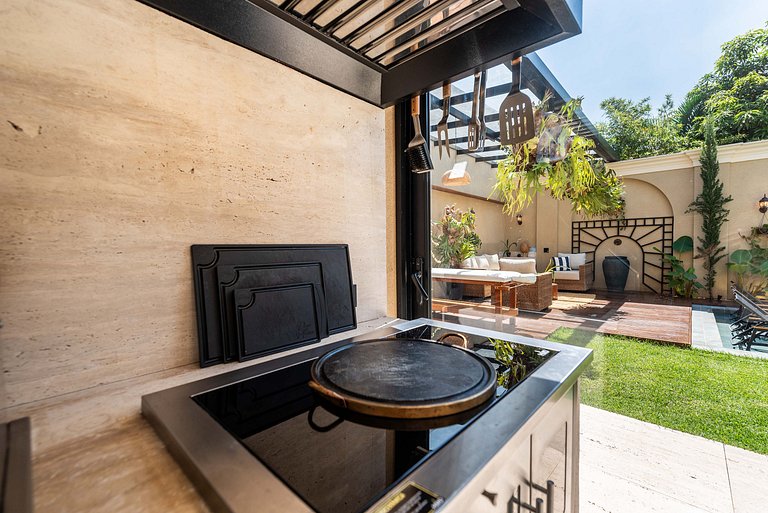 CG/144-Mansão Luxo c/ Piscina e Spa Jd Guedala