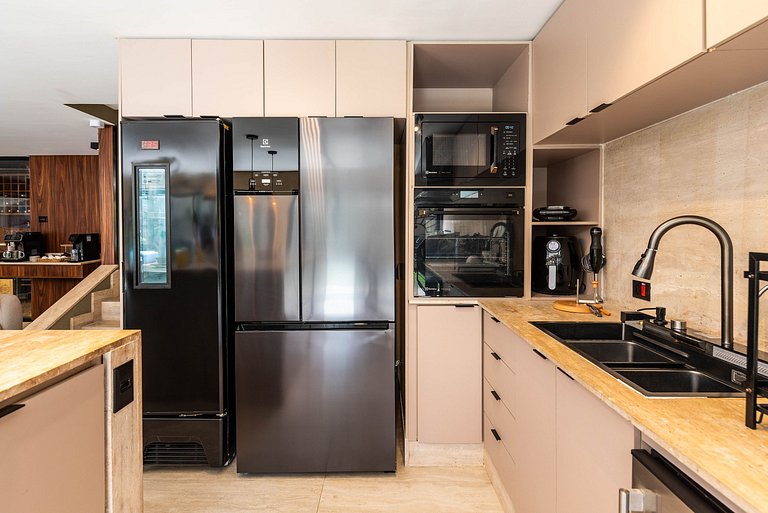 CG/144-Mansão Luxo c/ Piscina e Spa Jd Guedala