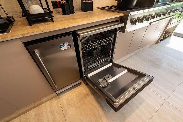 CG/144-Mansão Luxo c/ Piscina e Spa Jd Guedala