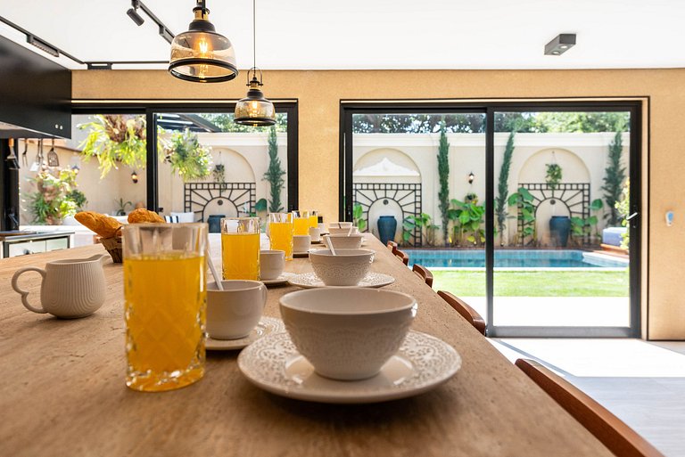 CG/144-Mansão Luxo c/ Piscina e Spa Jd Guedala