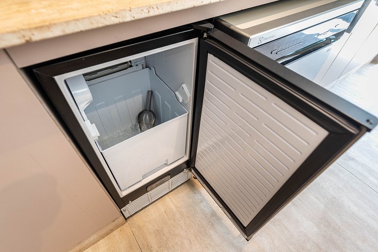 CG/144-Mansão Luxo c/ Piscina e Spa Jd Guedala