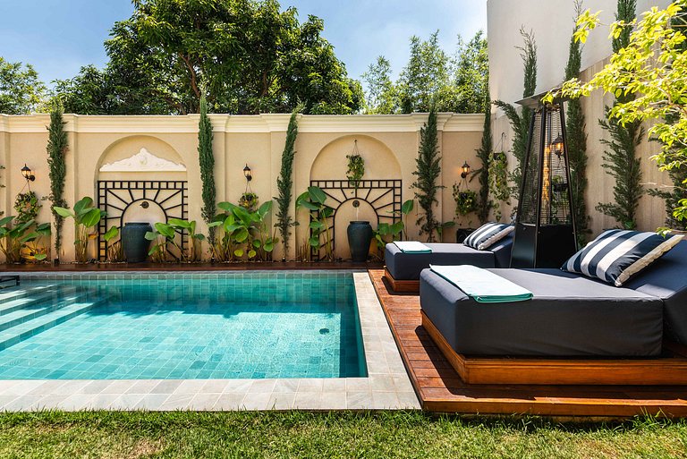 CG/144-Mansão Luxo c/ Piscina e Spa Jd Guedala