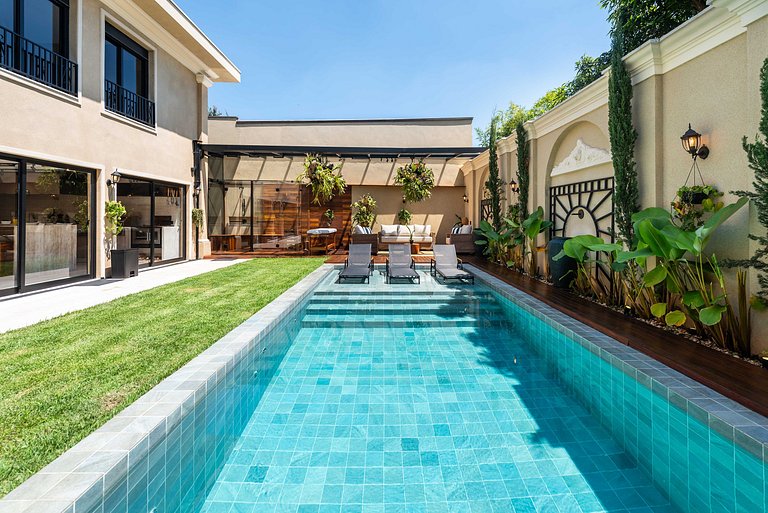 CG/144-Mansão Luxo c/ Piscina e Spa Jd Guedala