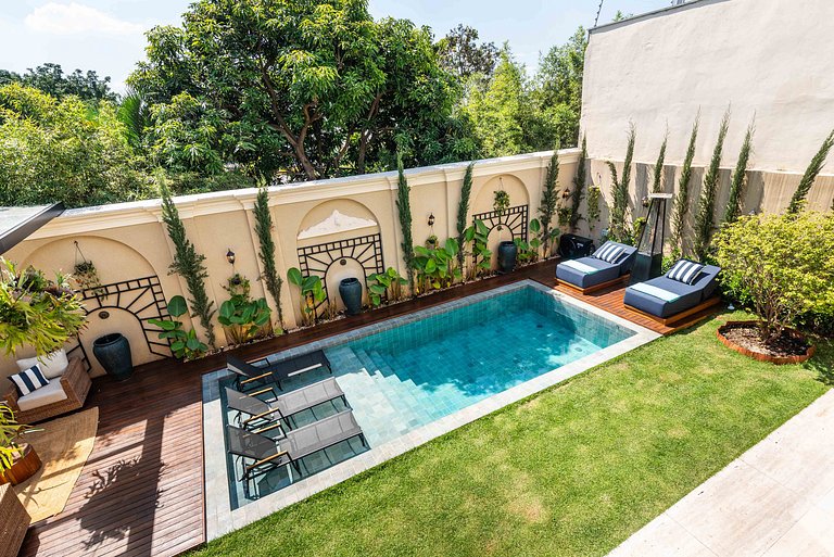 CG/144-Mansão Luxo c/ Piscina e Spa Jd Guedala