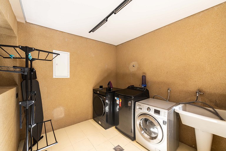 CG/144-Mansão Luxo c/ Piscina e Spa Jd Guedala