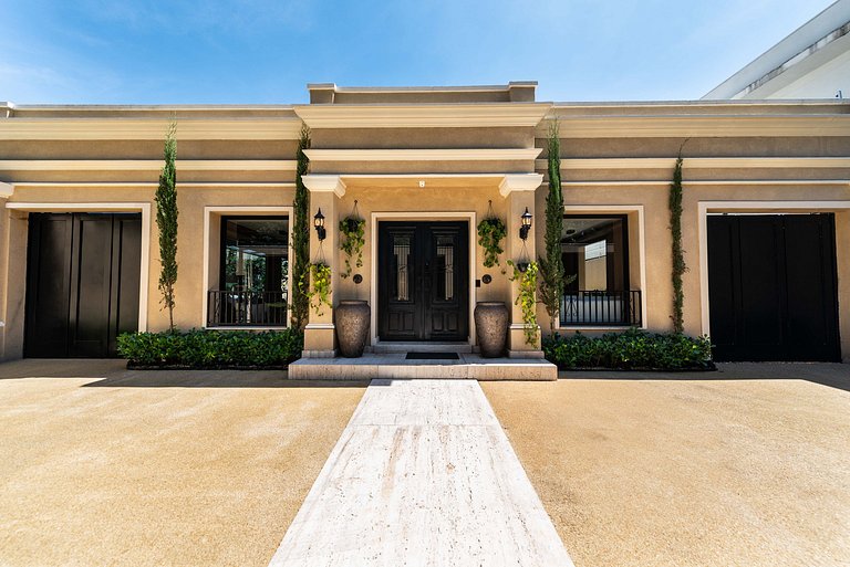 CG/144-Mansão Luxo c/ Piscina e Spa Jd Guedala