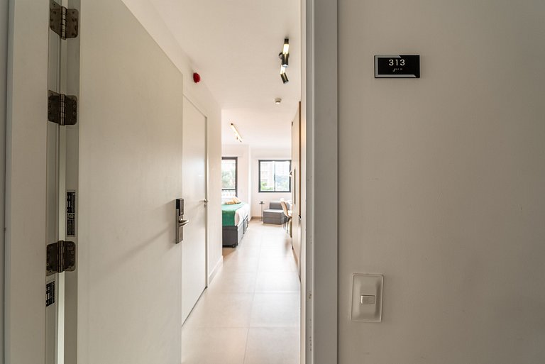 TM/313-Studio completo Próximo ao Metrô Eucaliptos