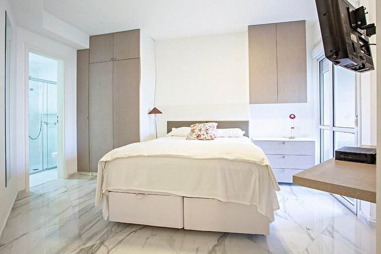 M2/207-Apto ao lado do Albert Einstein e MorumBIS