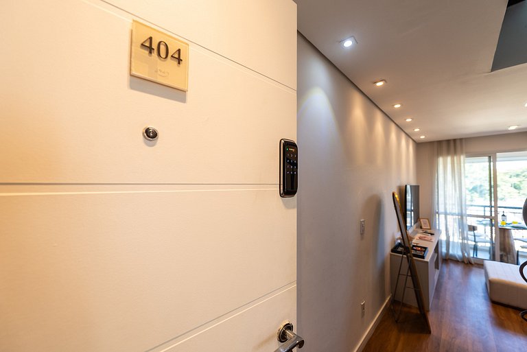 A6/404-Duplex ao lado MorumBIS Einstein c/ Jacuzzi