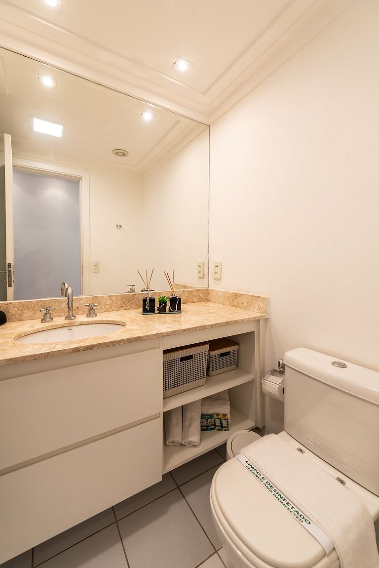 A6/404-Duplex ao lado MorumBIS Einstein c/ Jacuzzi