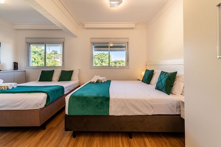 A6/404-Duplex ao lado MorumBIS Einstein c/ Jacuzzi