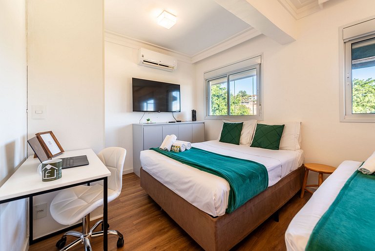 A6/404-Duplex ao lado MorumBIS Einstein c/ Jacuzzi